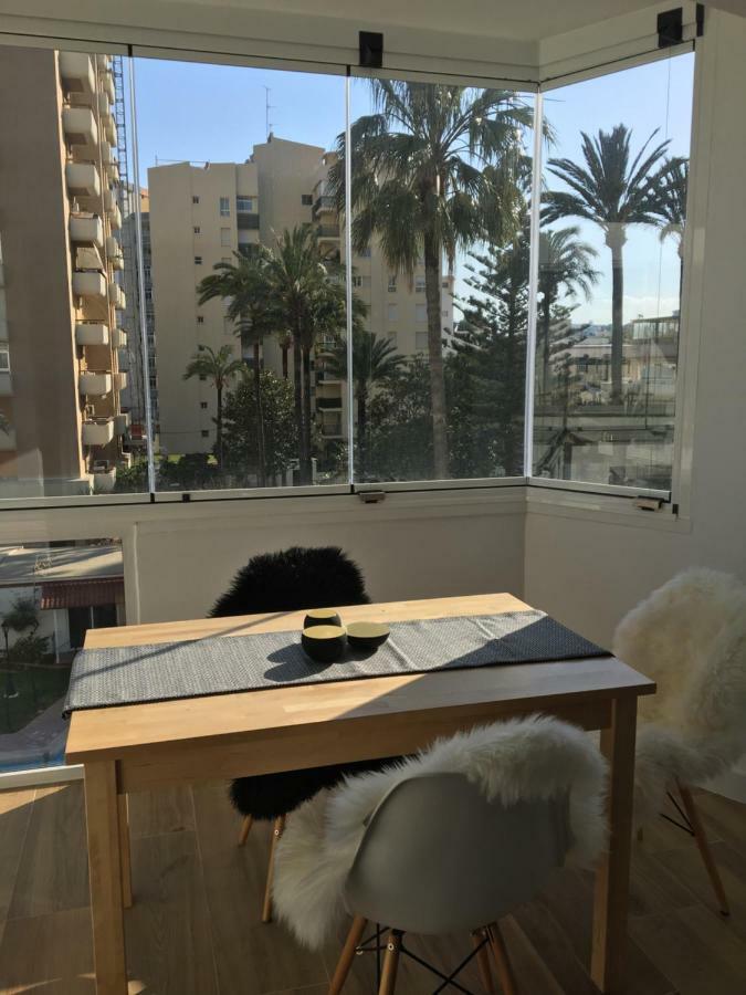 Holiday Studio By Meatina Torremolinos Esterno foto